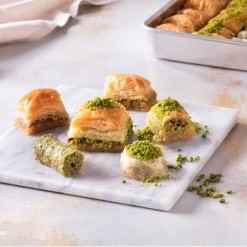 Karakoy-Gulluoglu-Assortiti-Baklava-2