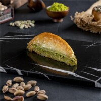 Koskeroglu Carrot Slice Baklava with Pistachio