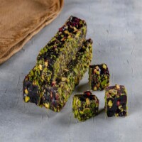 Koskeroglu Coated with Pistachio Black Mulberry Turkish Delight with Pistachio 1000 gr (35.28oz)