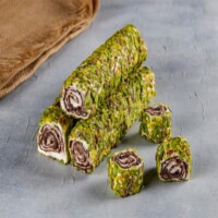 Koskeroglu Coated with Pistachio Turkish Delight with Chocolate 1000 gr (35.28oz)