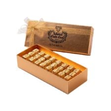 Altın İstanbul Kutusunda El Yapımı Sütlü Çikolatalı Gofret Şekerci Cafer Erol 750 gr (26.45oz)
