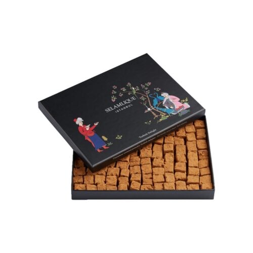 Cinnamon Covered Turkish Delight with Pistachio in Box Selamlique