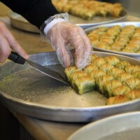 Karakoy Gulluoglu Midye Baklava with Pistachio---